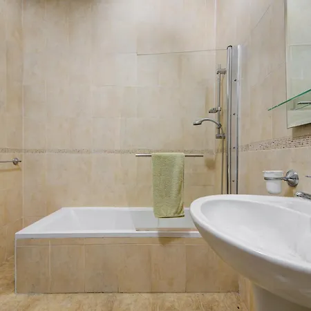 San Julien Apartment Saint Julian's