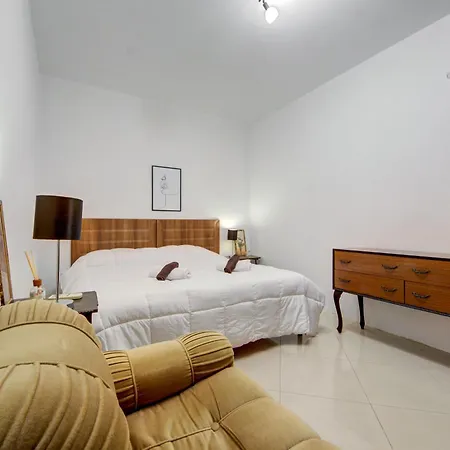 Apartment San Julien Saint Julian's